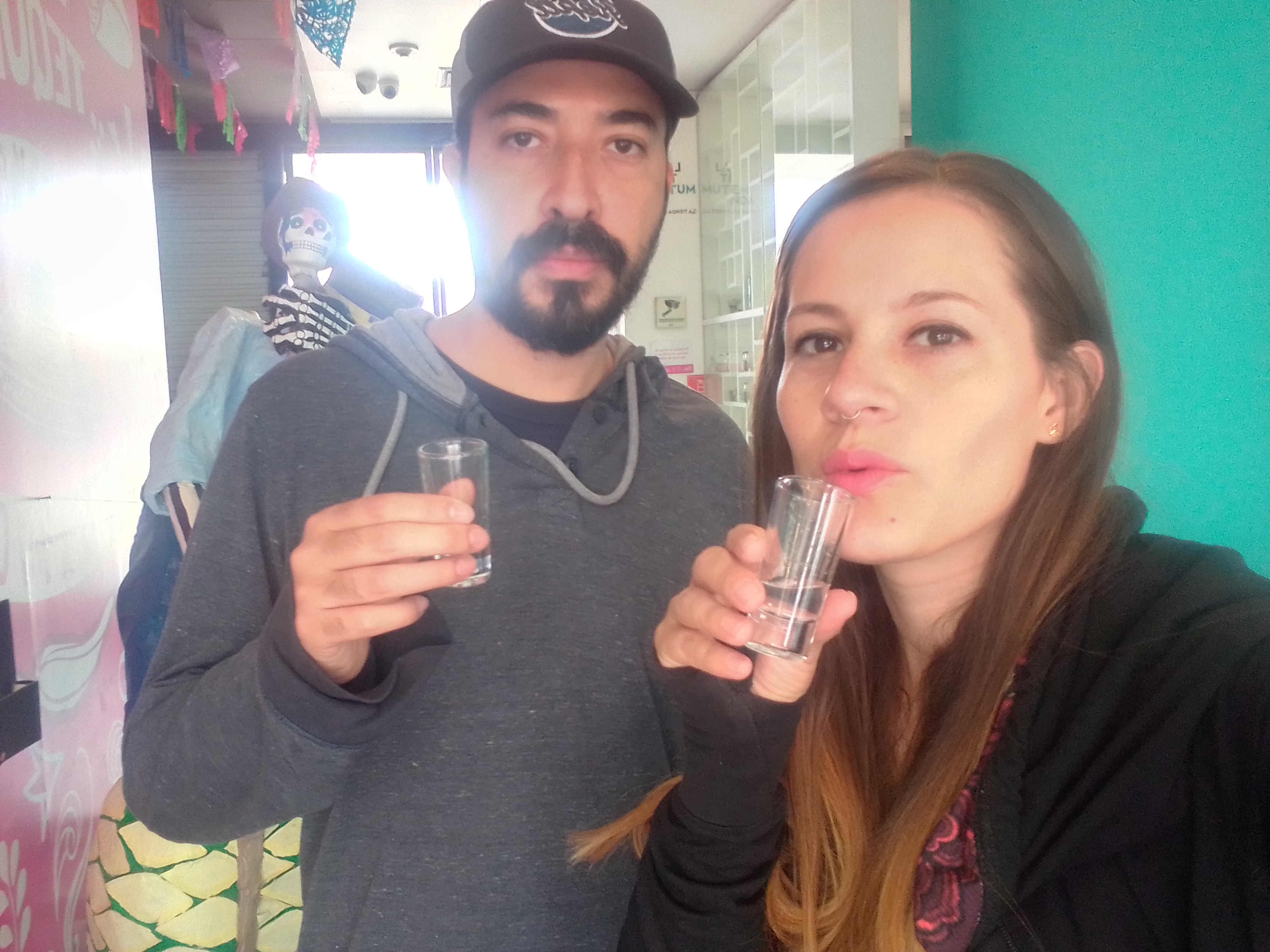 Carlos and María sharing a moment during a local experience