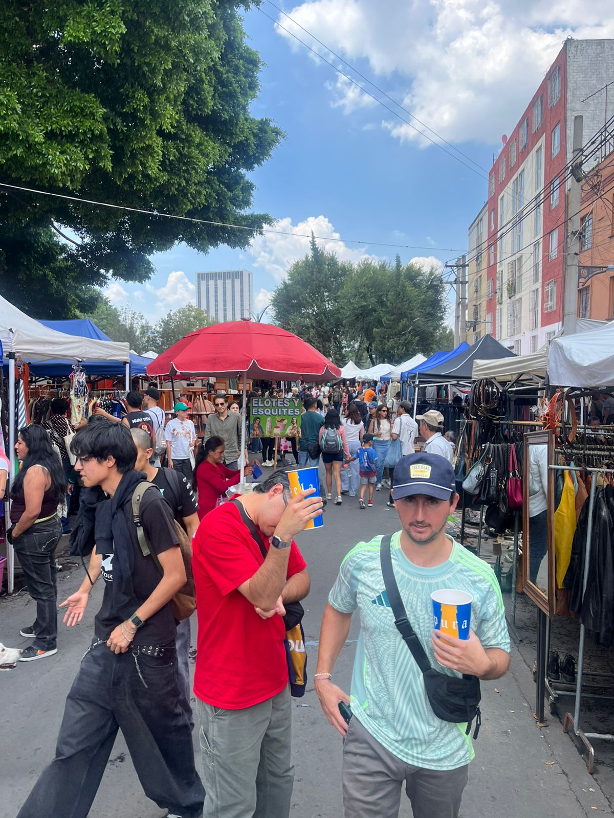 Street culture and living traditions in Mexico City