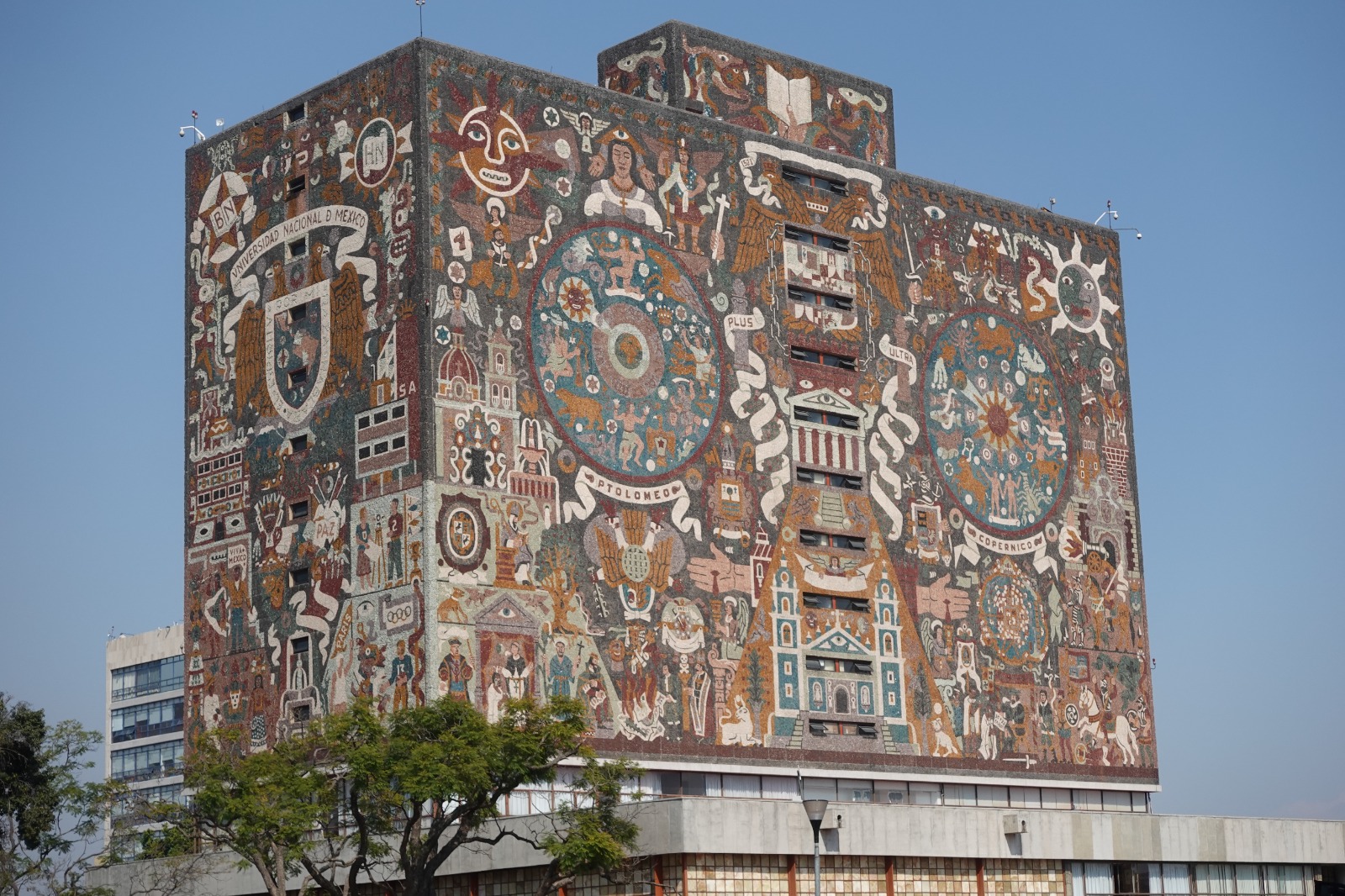 Architecture and public space in Mexico City